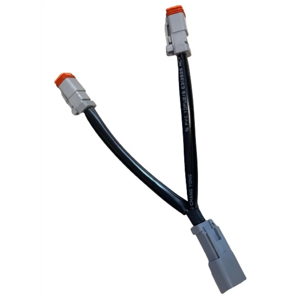 Splitter med 1xDT2 han og 2xDT2 hunkobling