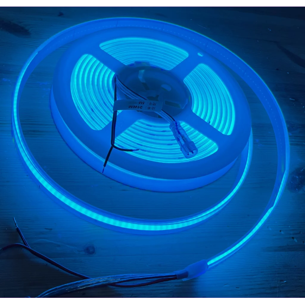LED lyslenke for utendørs bruk RGB 12 volt